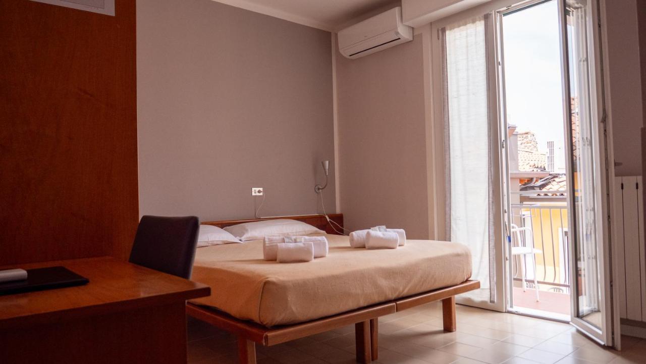 Albergo Tecla Лацизе Экстерьер фото