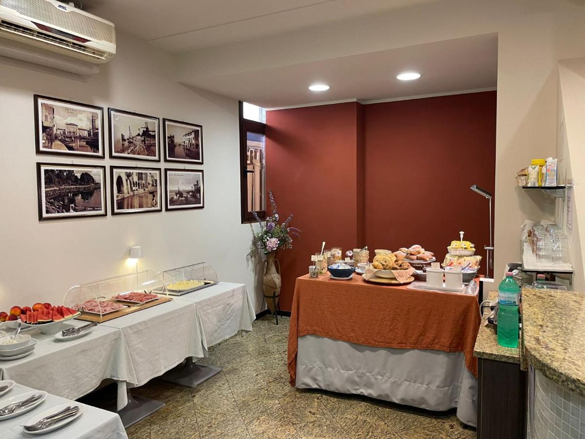 Albergo Tecla Лацизе Экстерьер фото