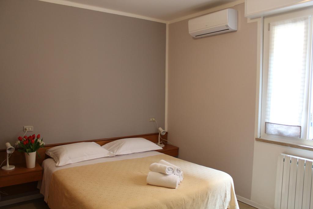 Albergo Tecla Лацизе Экстерьер фото